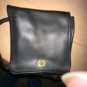 Vintage Coach 9620 Compact Pouch Glove-tanned LeatherBlack Crossbody Bag
